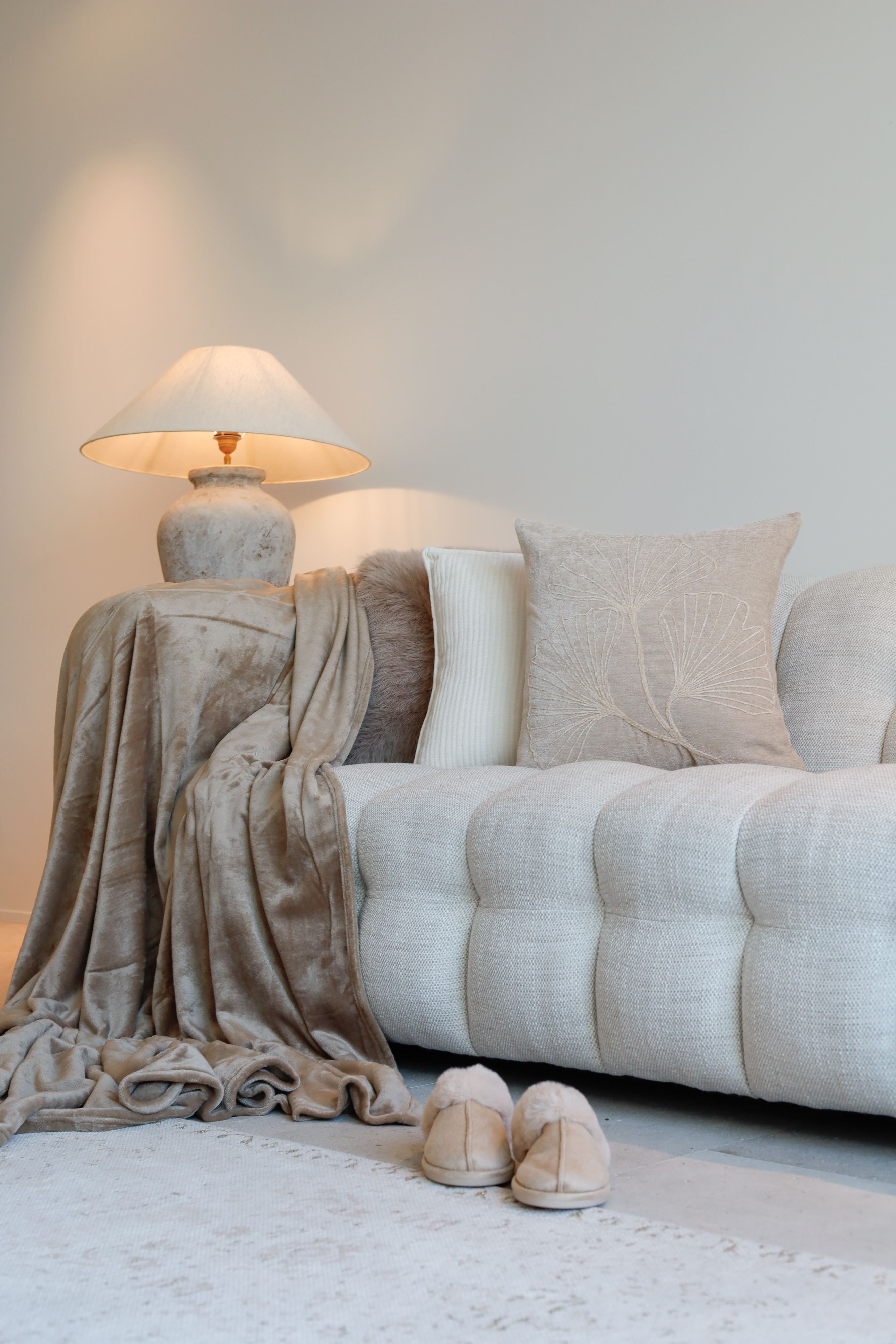 Cushion (filled) JULIETTE - 45x45 cm, ivory