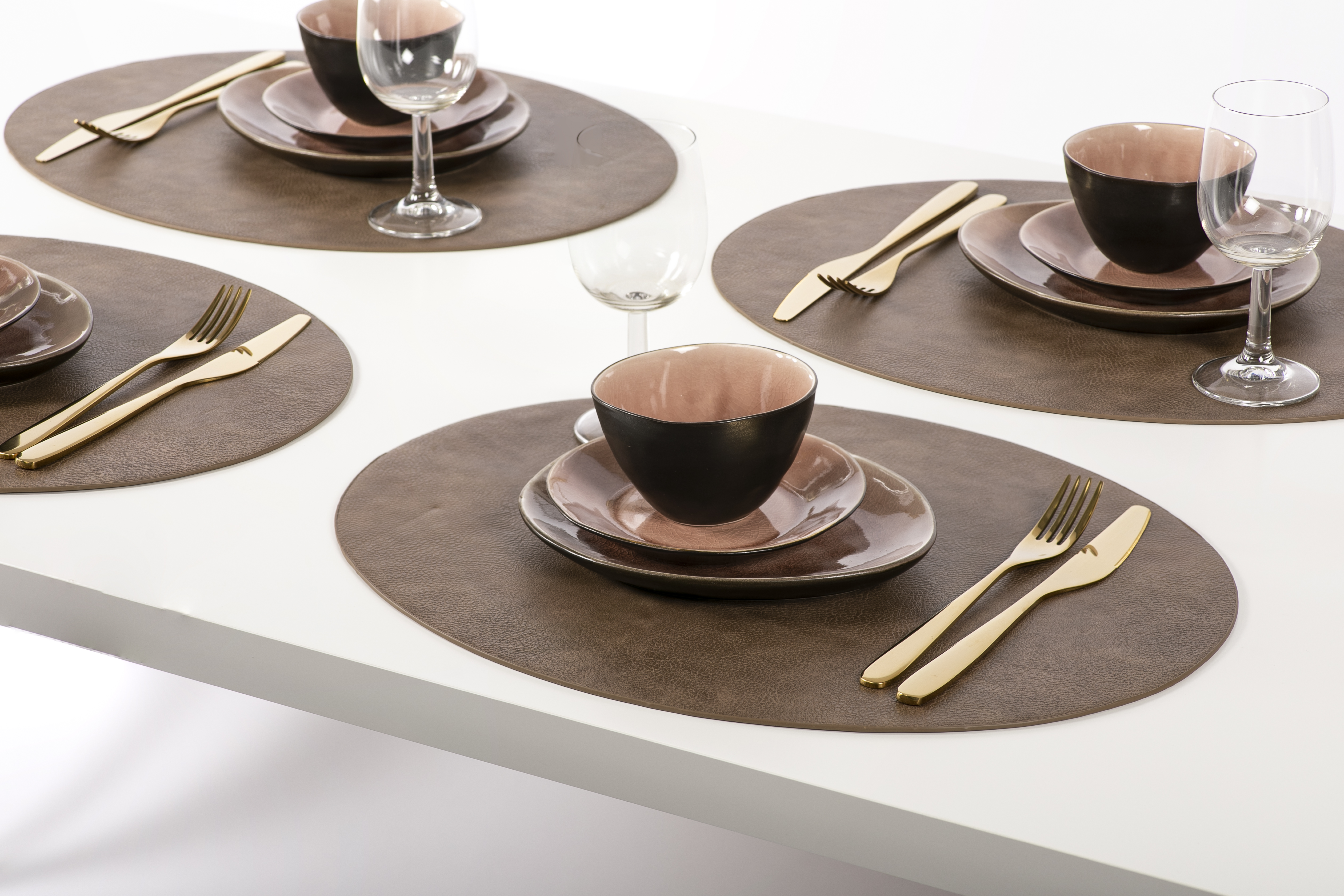 Placemat TROJA - oval, 33x45cm, coffee