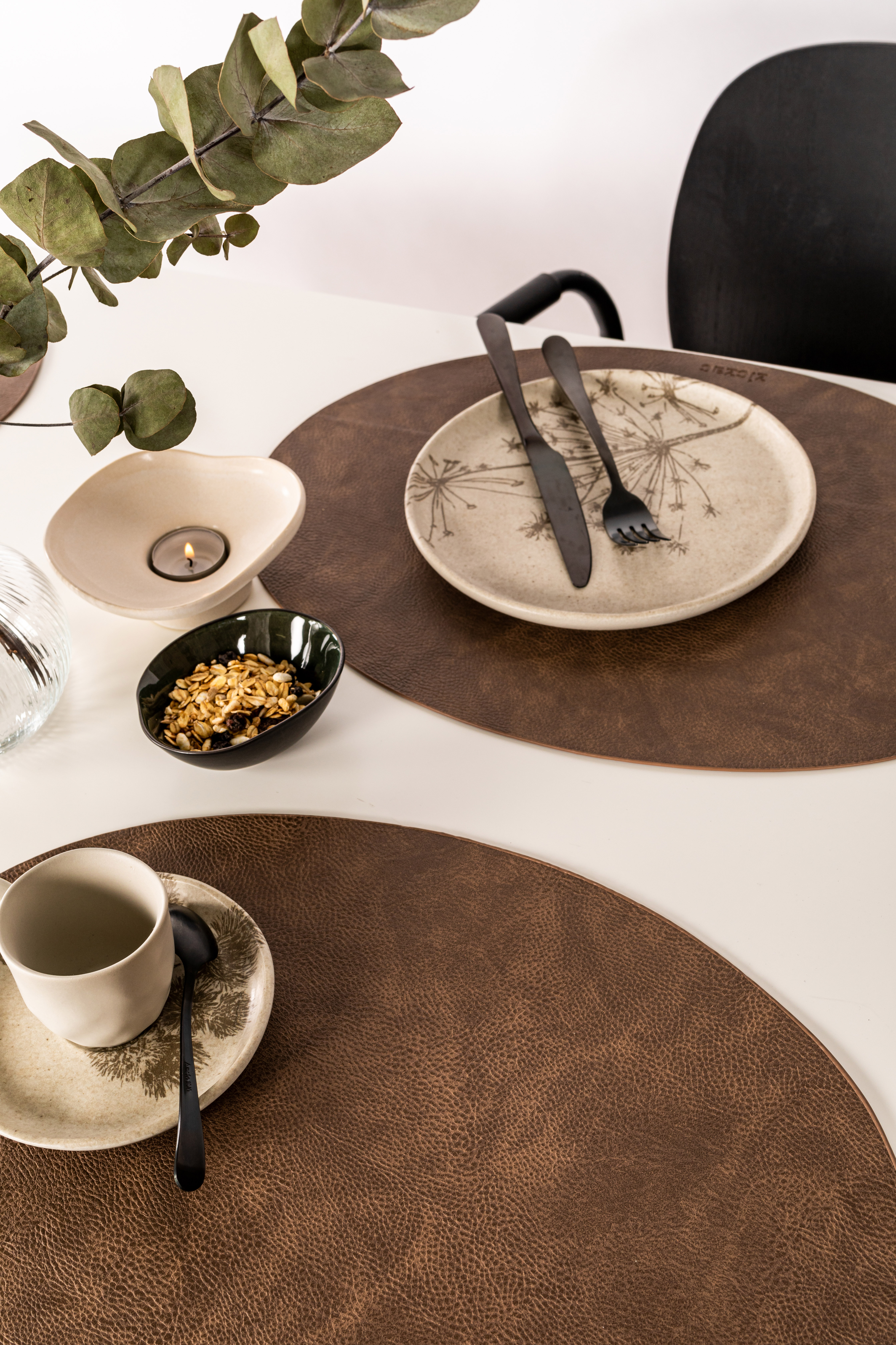 Set de table TROJA - ovale - cuir vegan - 33x45 cm, coffee