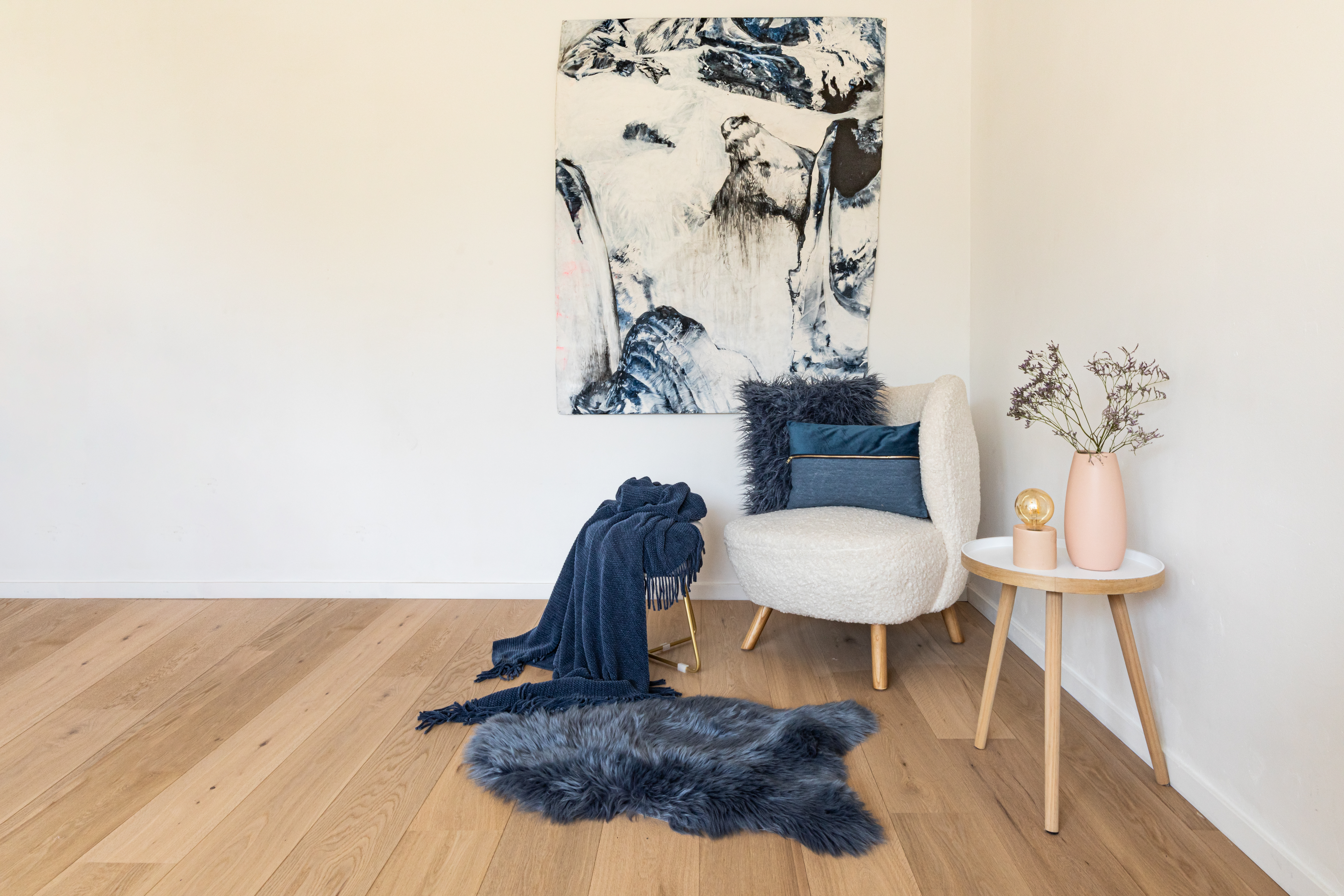Coussin (rempli) mohair peau de mouton stone blue  45X45CM