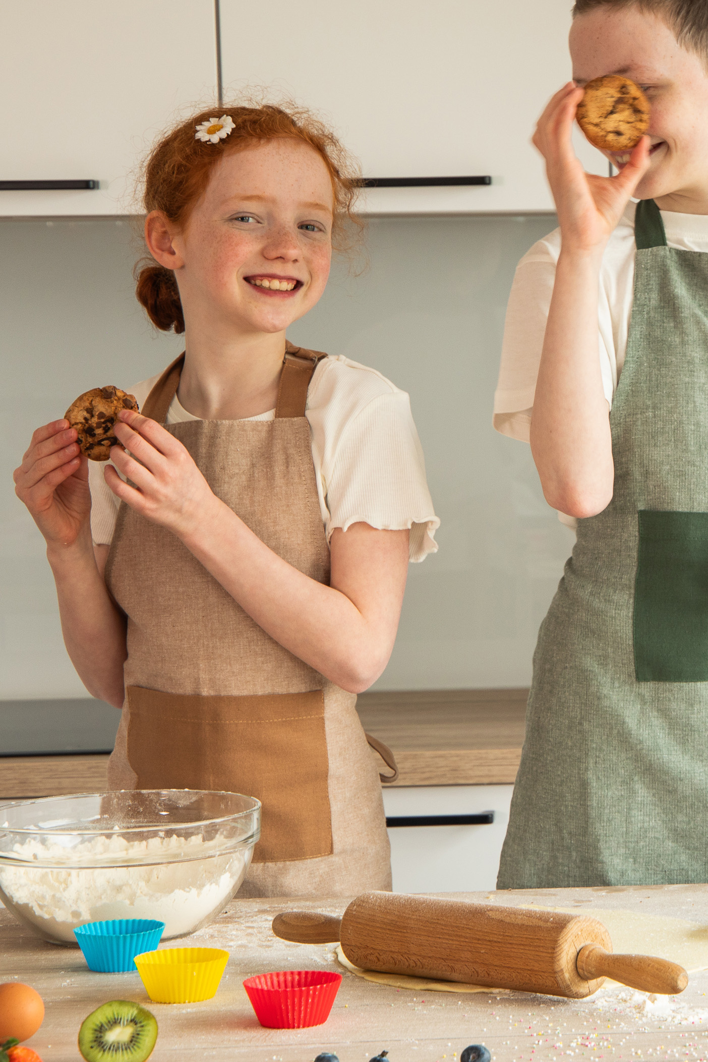 Kids apron CHAMBRAY 52x63cm, indian tan