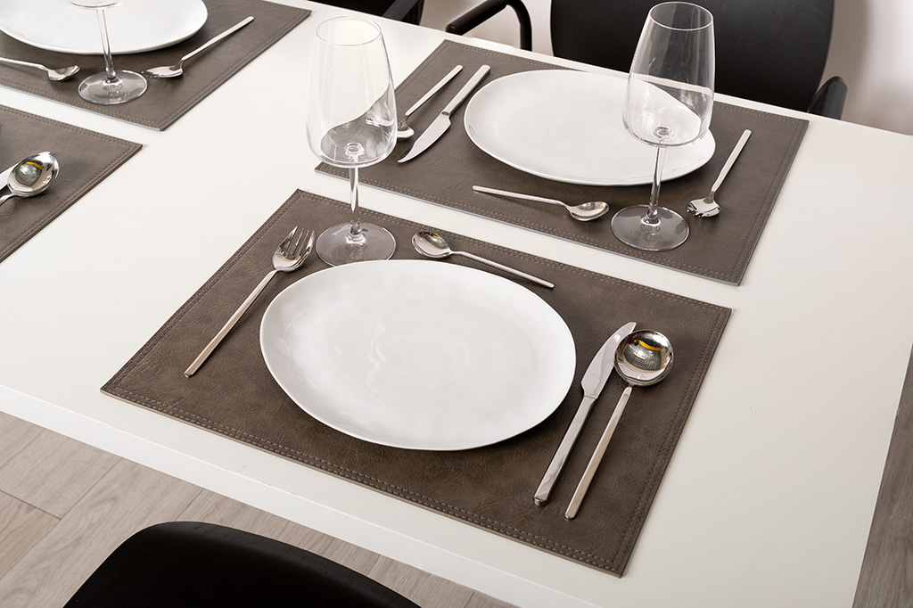 Set de table TROJA HB, 33x45cm, noir