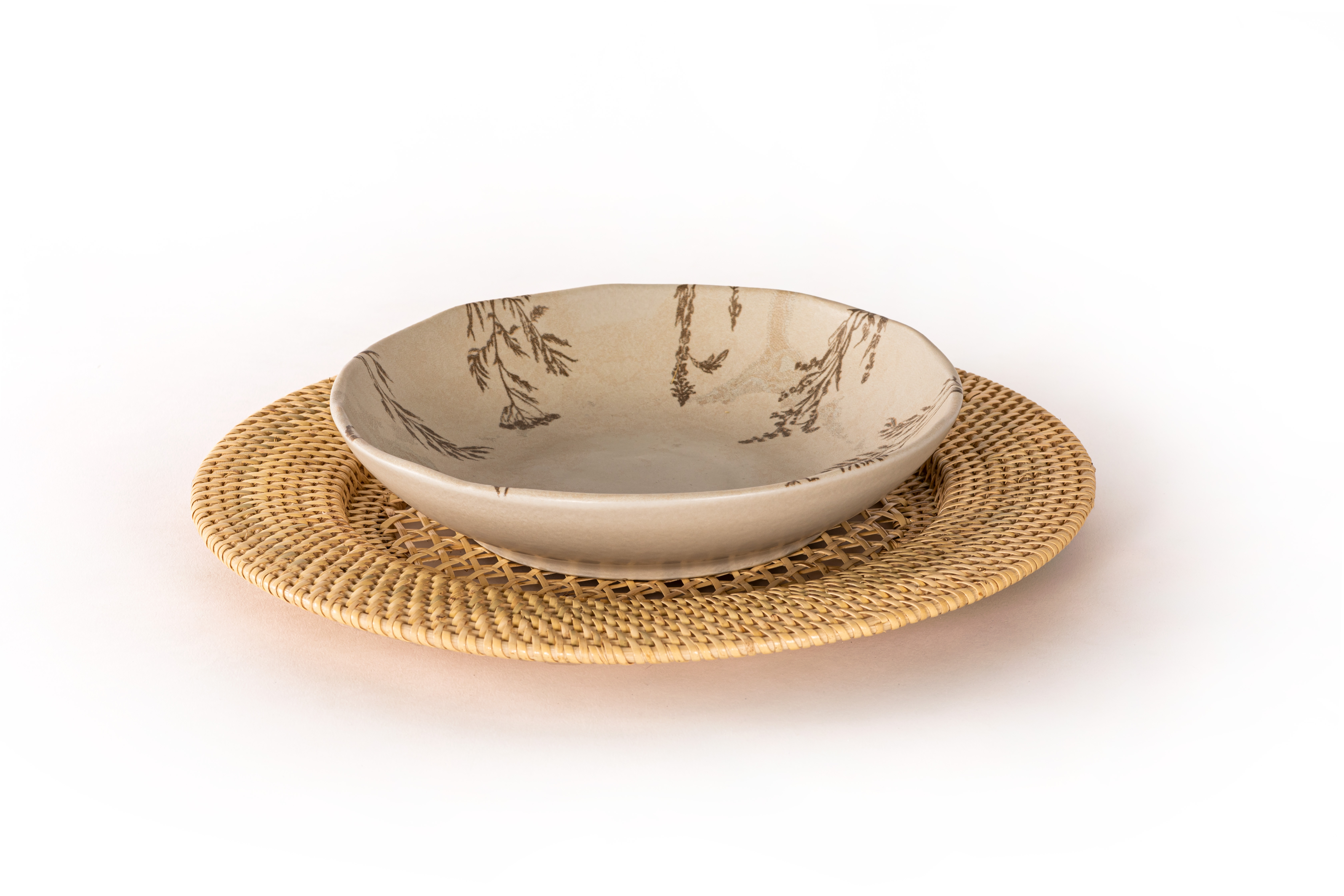 Assiette de présentation RATTAN - dia 22-32 cm, naturel
