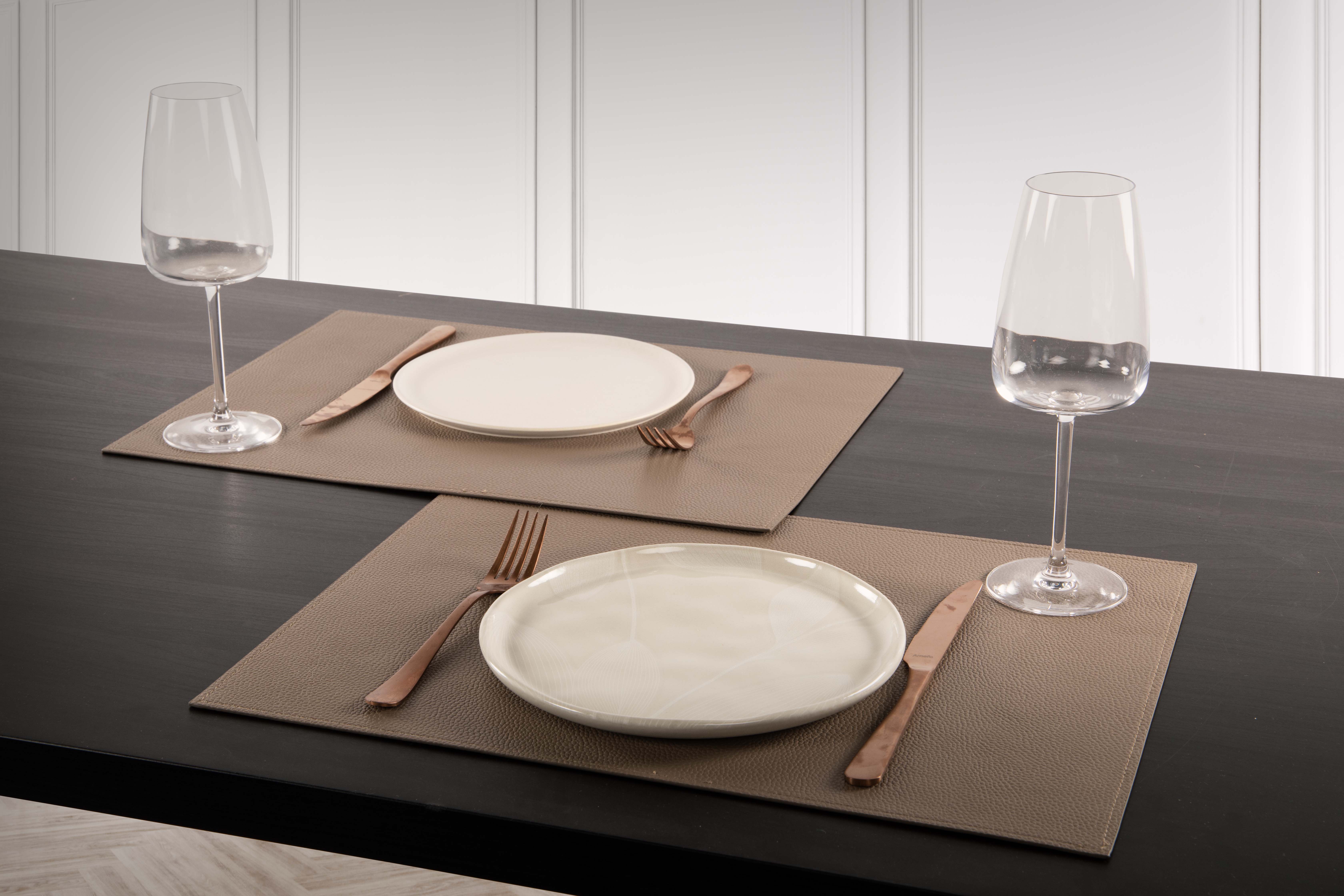 Placemat TRUDO - imitation leather - 33x45 cm, taupe