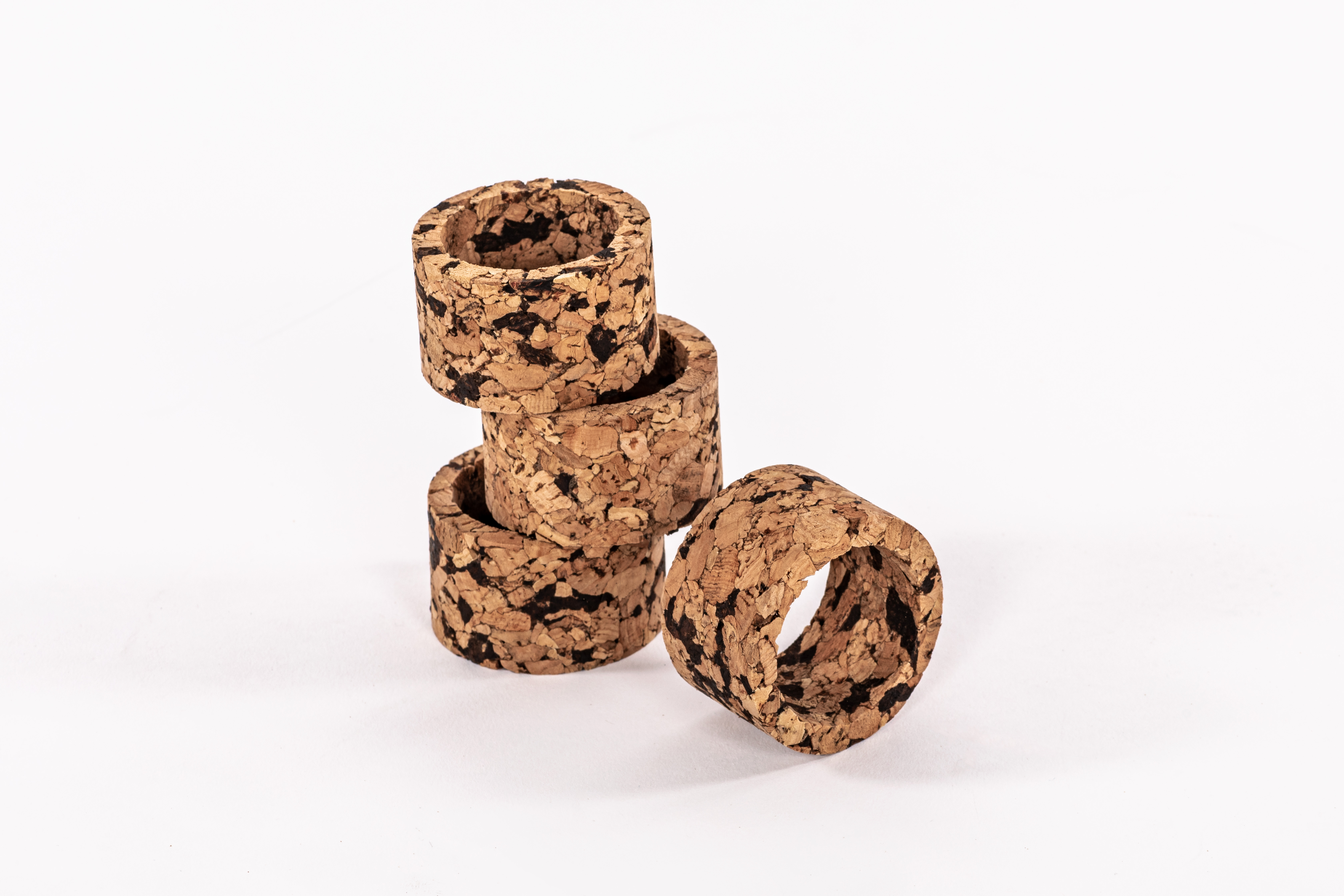 Napkin rings QUERCO cork round dia 5cm - set/4 - coal/1102