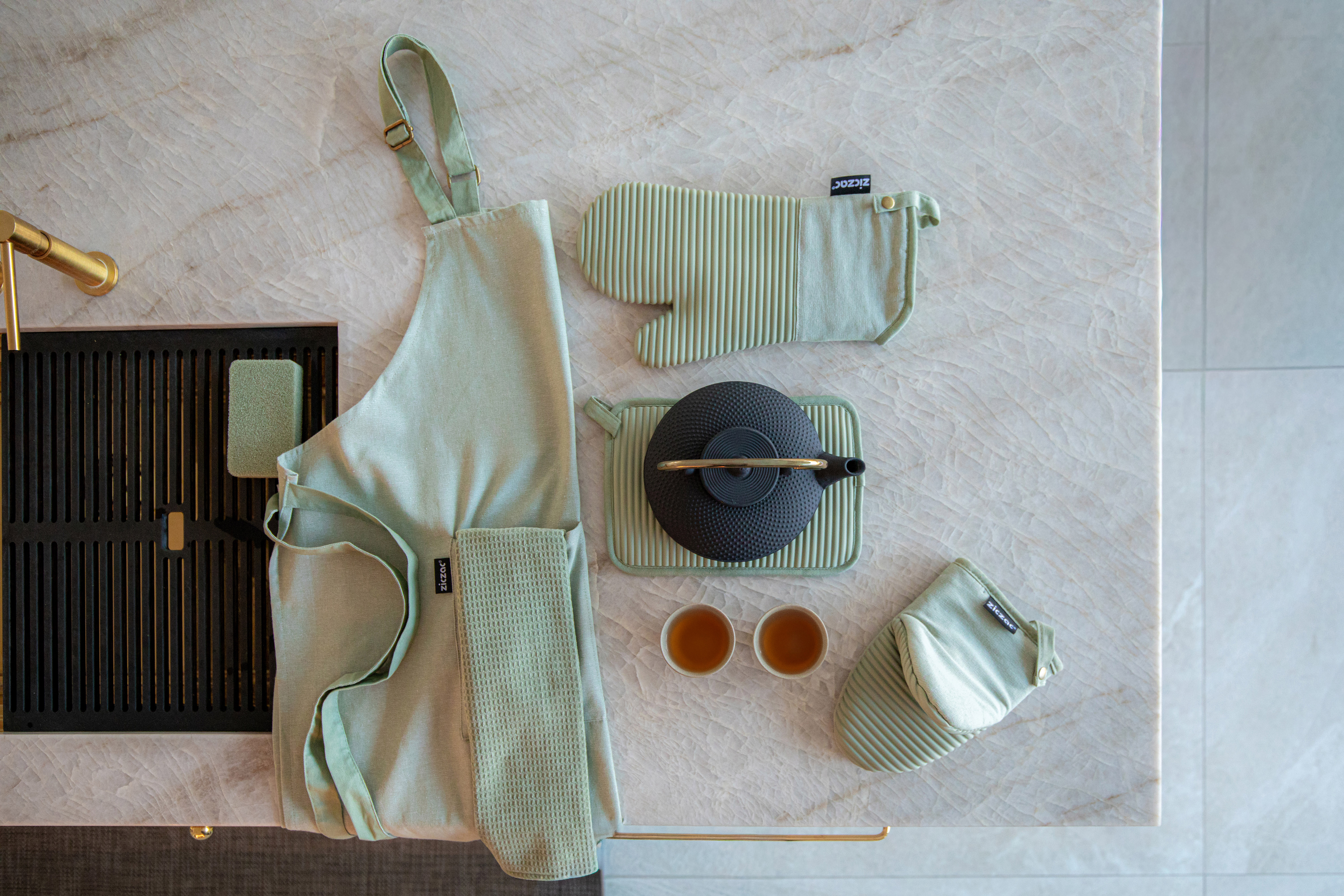 Oven glove SILO - SET/2 (1L + 1R) - 18x33 cm, green tea