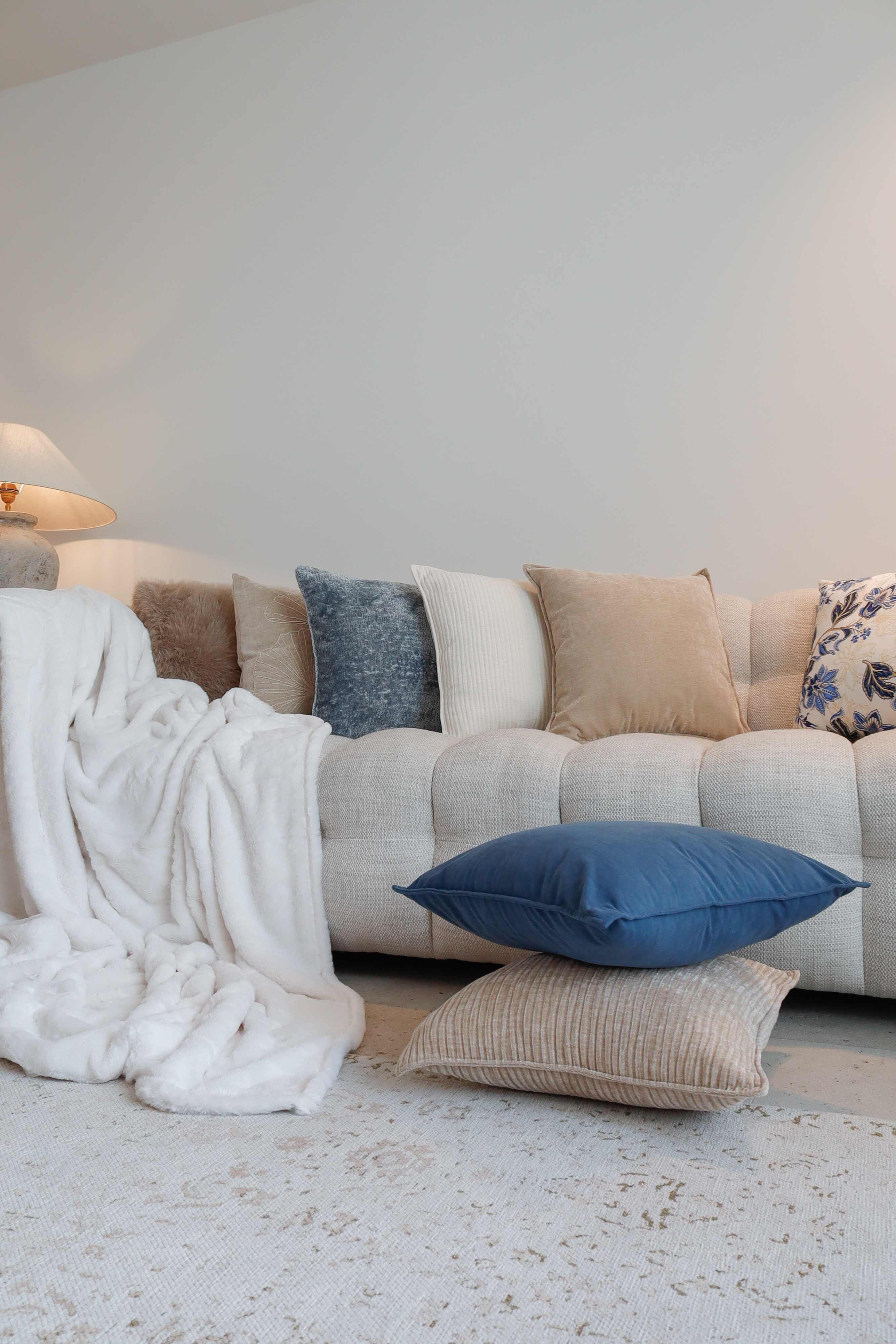 Cushion (filled) JULIETTE - 45x45 cm, ivory