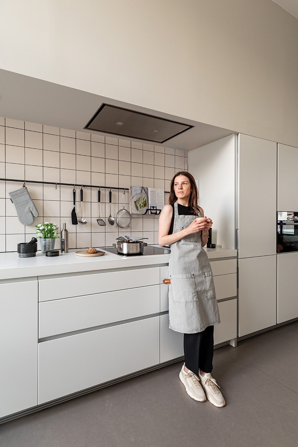 Apron HAVANA - 70x85 cm, dark taupe