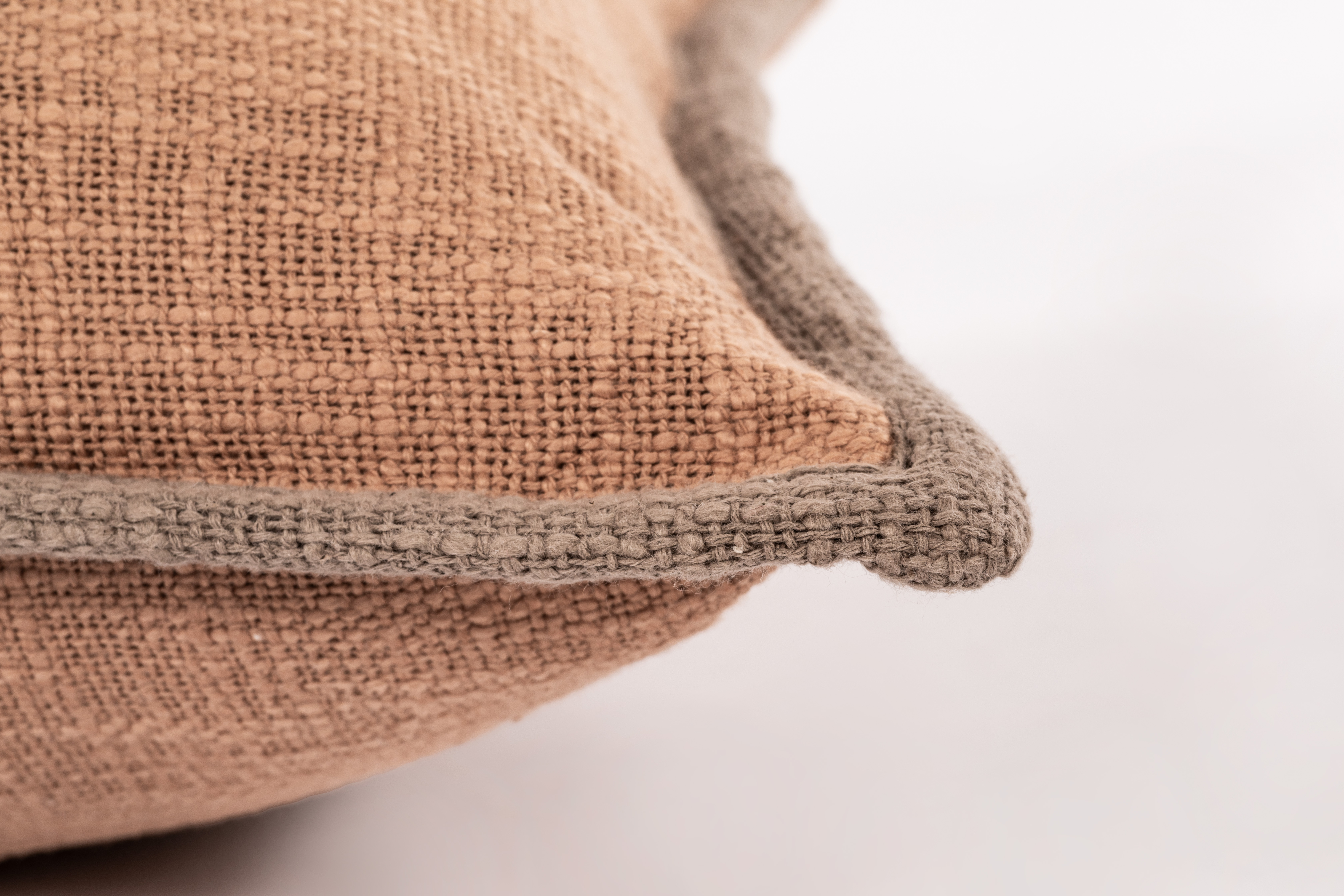 Cushion (filled) COTTON SLUB CONTRAST 45X45CM, indian tan