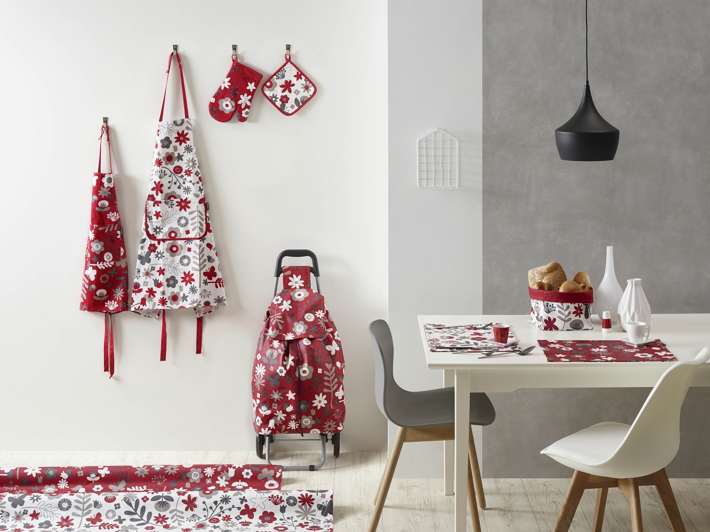 Placemat floral PU double sided, 33x45cm, red