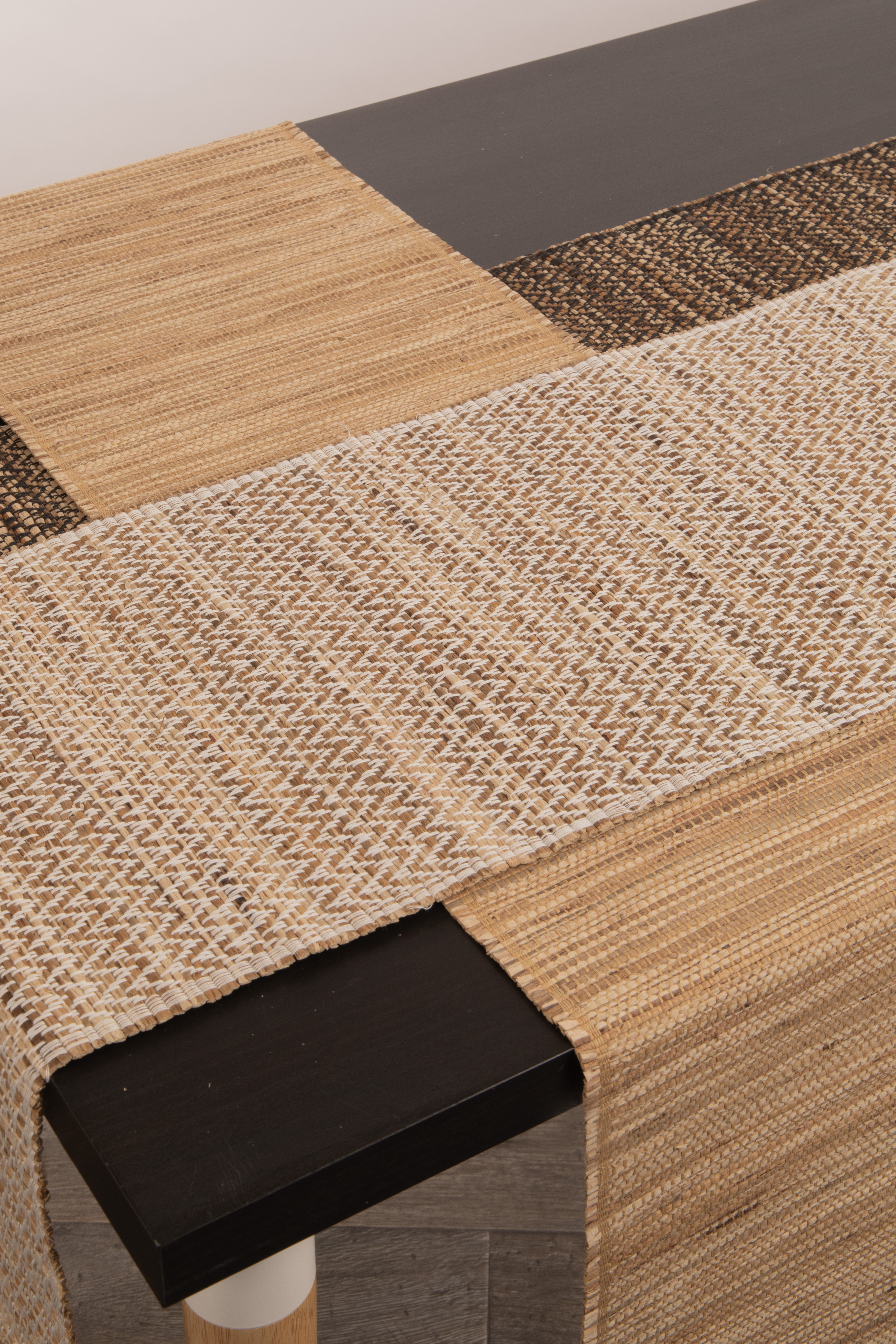 Tablerunner ASTER, 30x180 cm, taupe